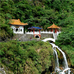 Taroko Gorge Tour (1 Day)